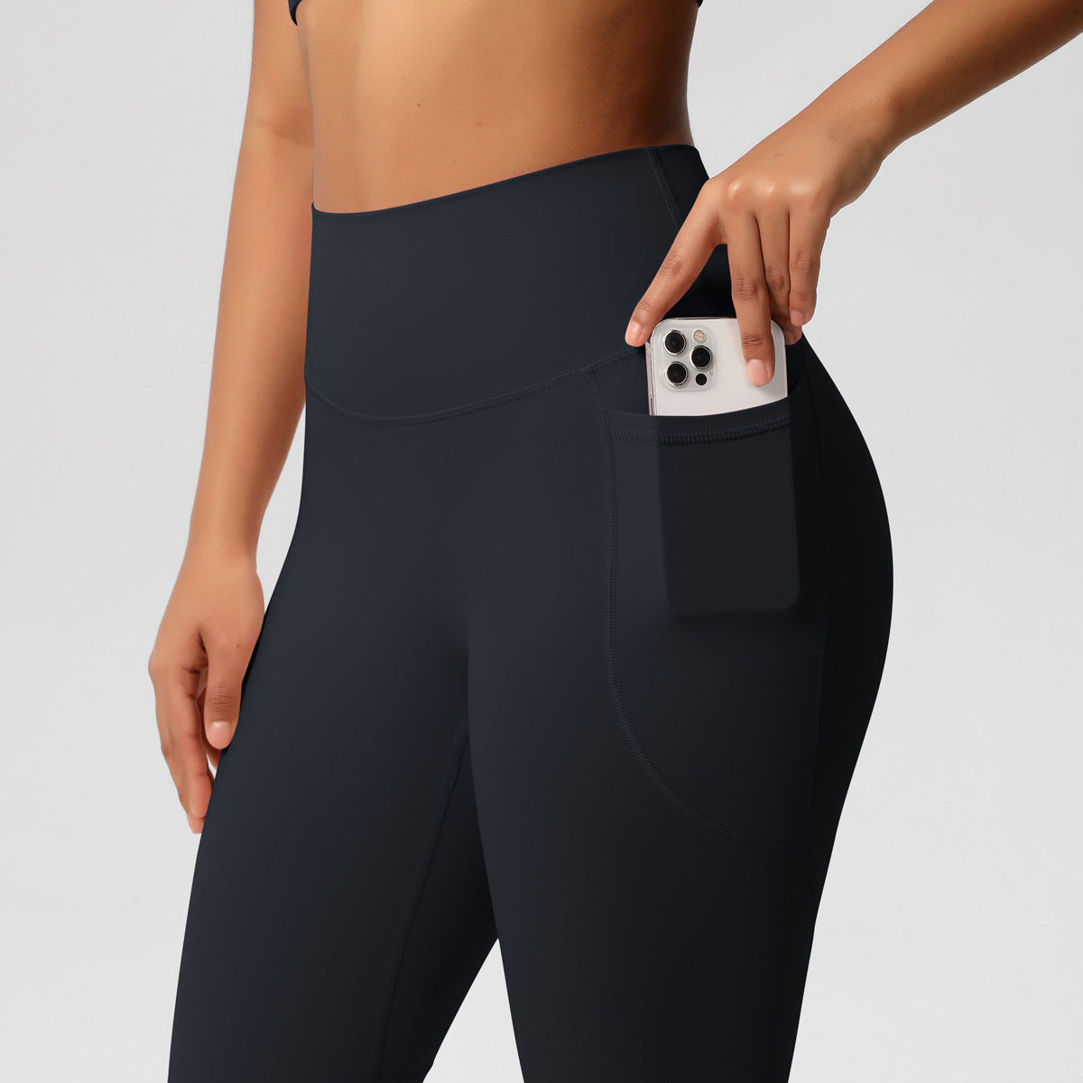 Leggings with pocket