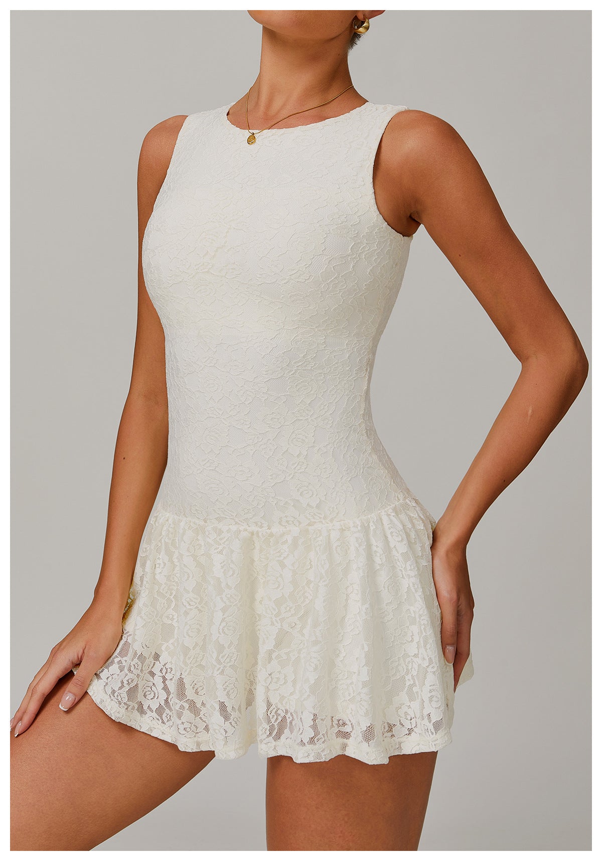 Breathable mesh tennis dress with padding