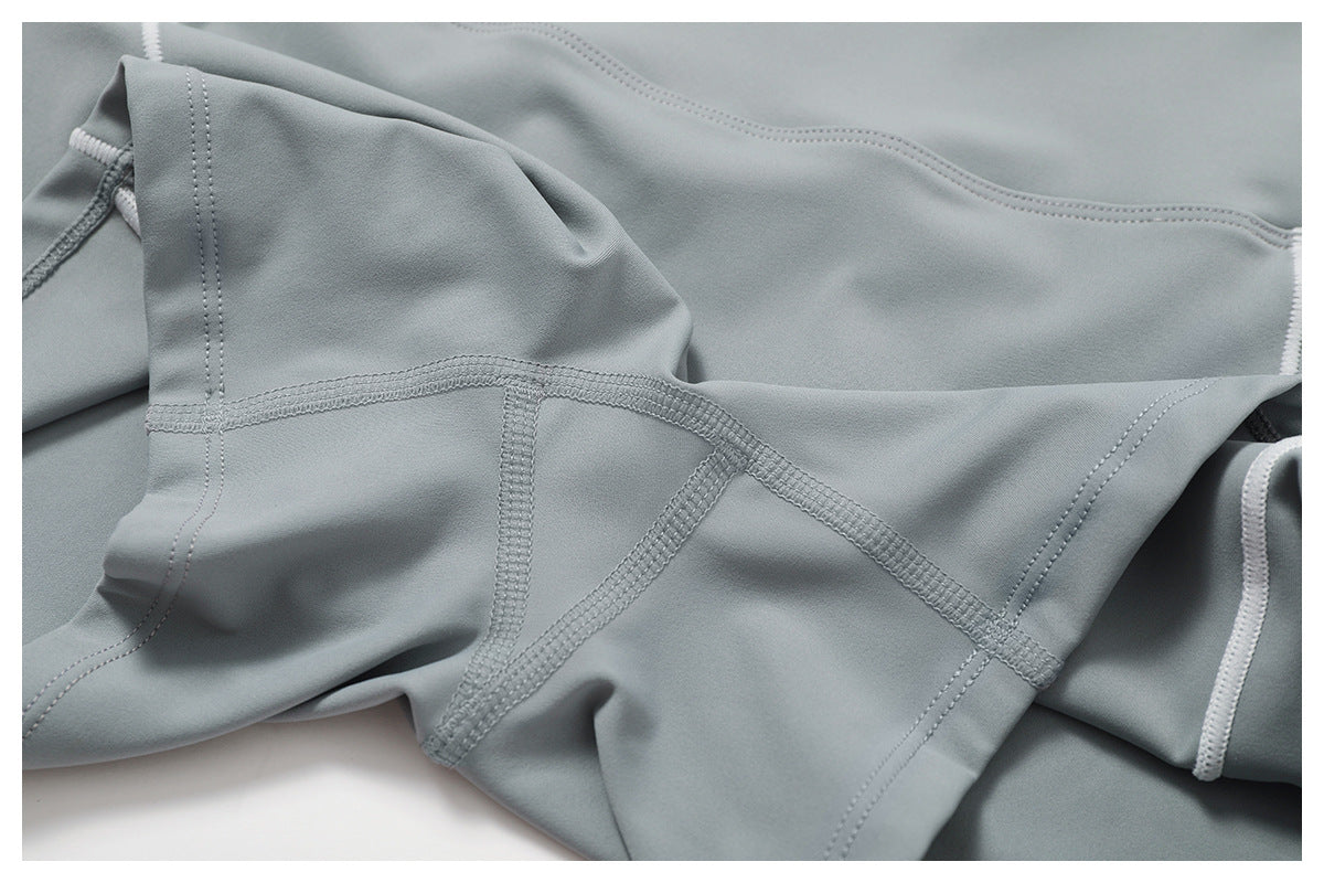 Contrast piping hot pants