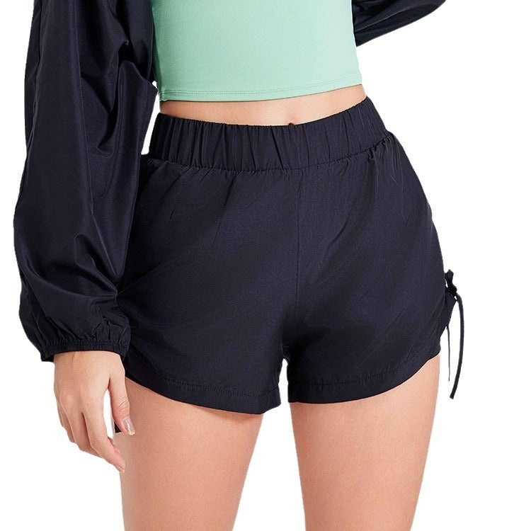 Running shorts with drawstring