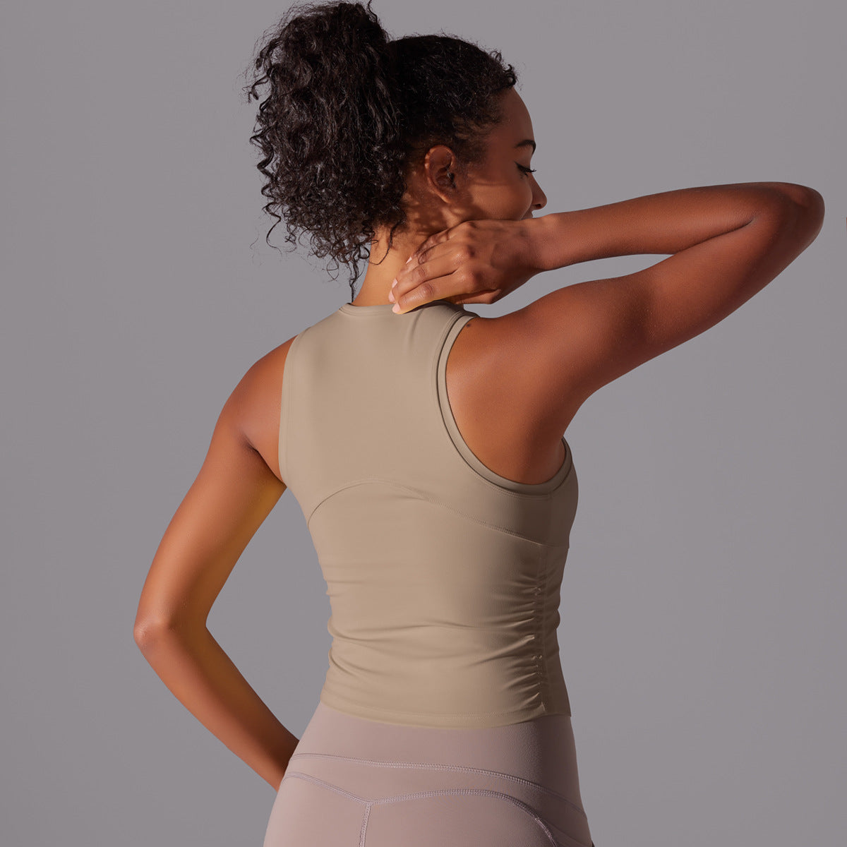 Medium support vest
