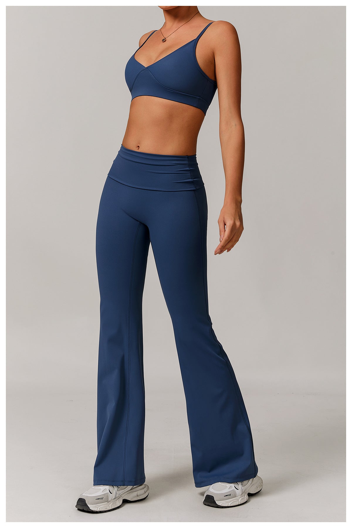 Light support sports bra