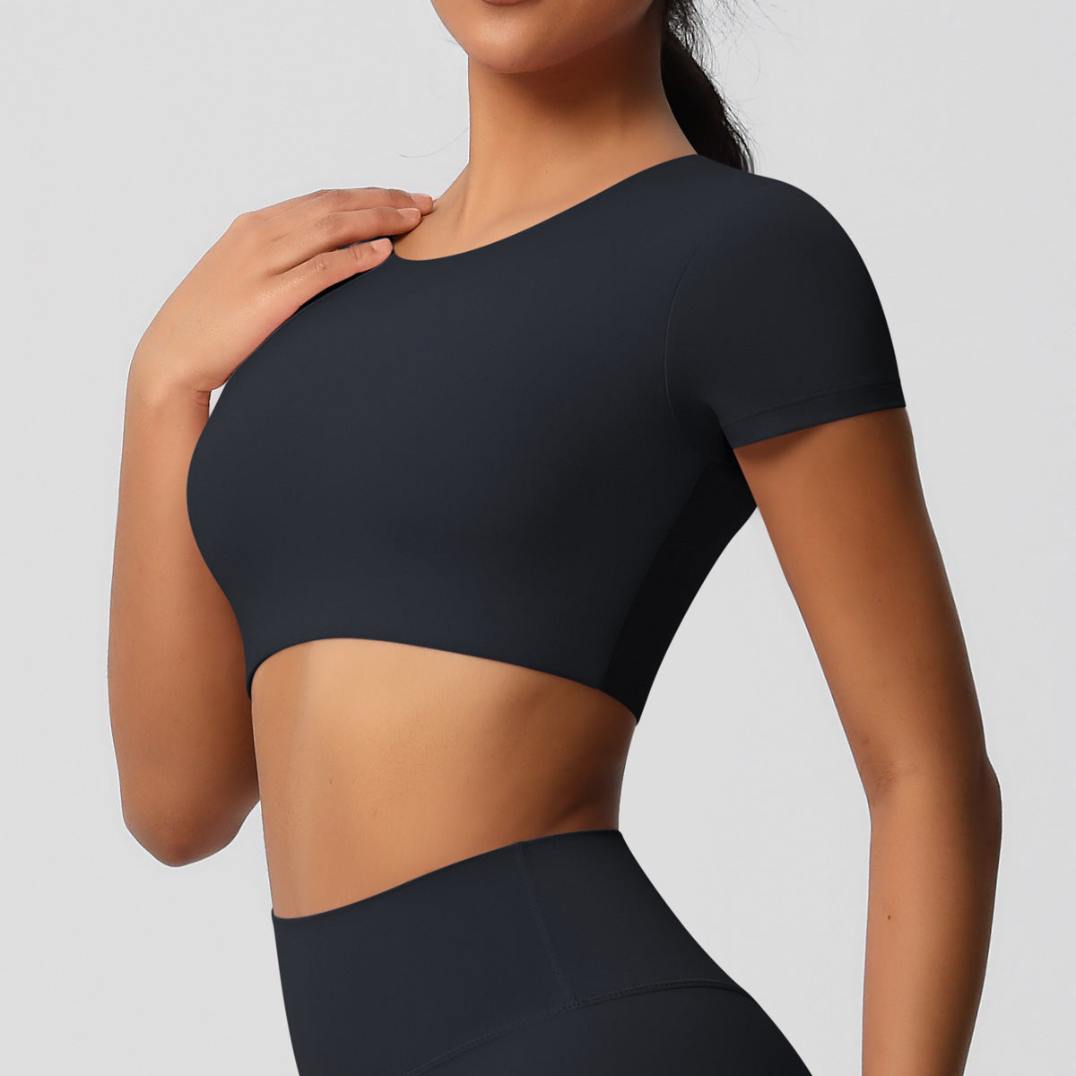 Short sleeve cropped top