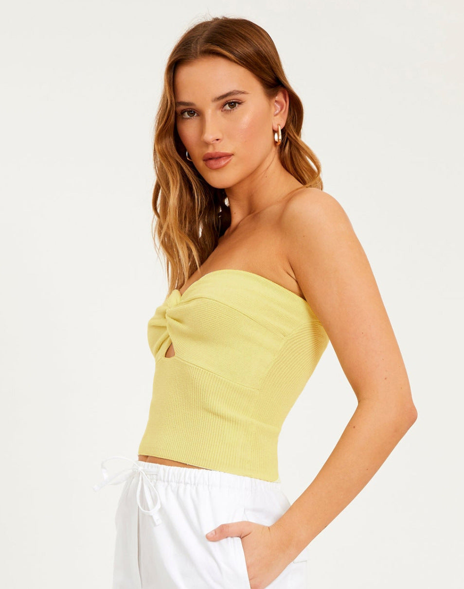 Knitted woollen top