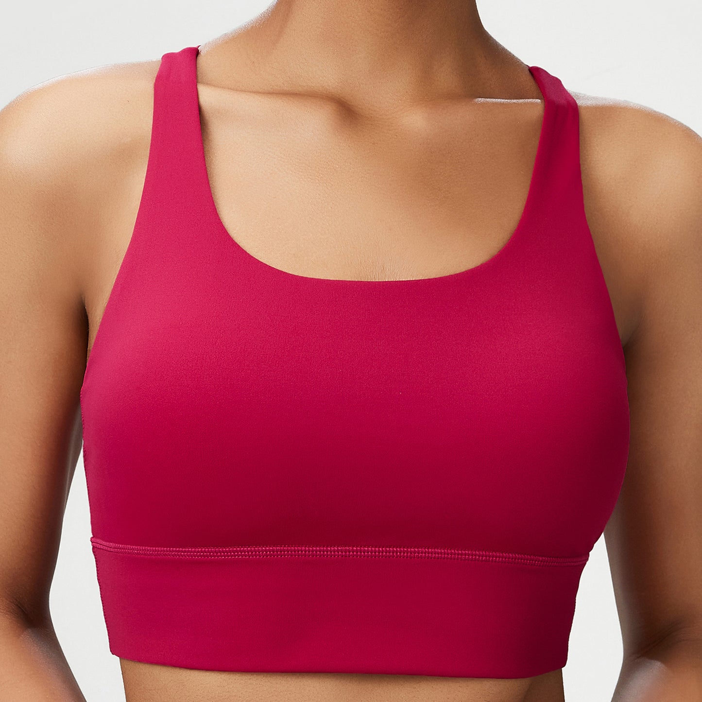 Seamless cross back sports bra