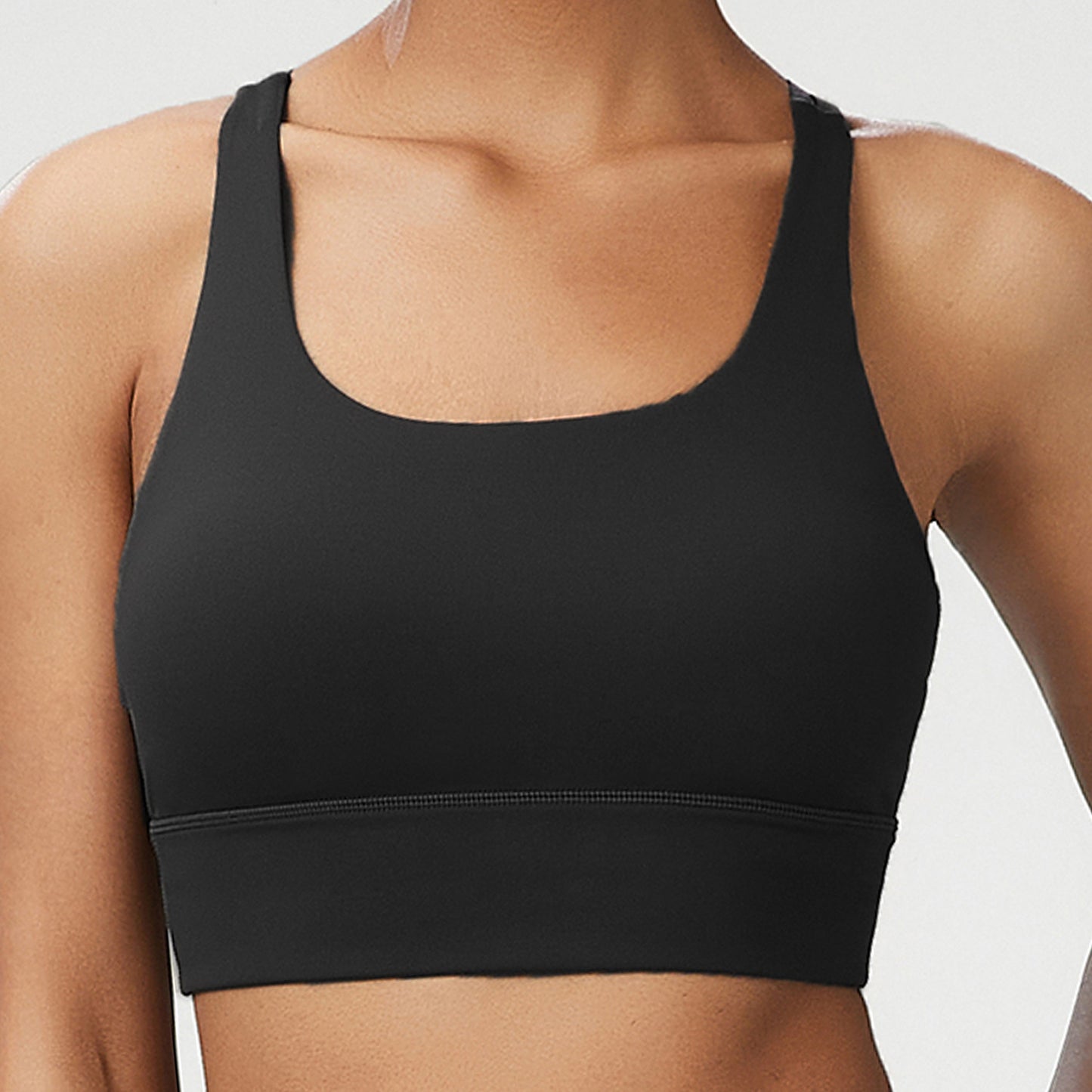 Seamless cross back sports bra