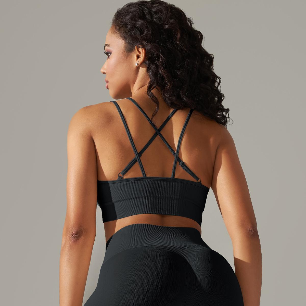 Seamless spots bra