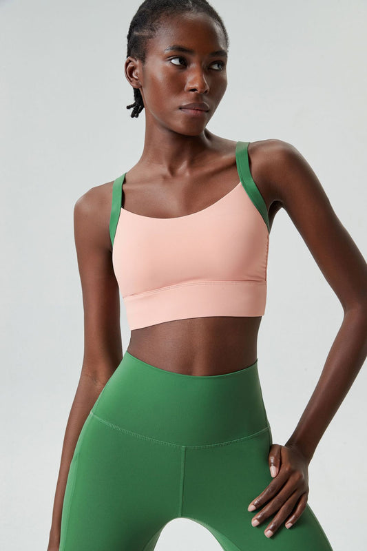 Contrast strap high support bra