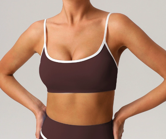 Contrast piping sports bra