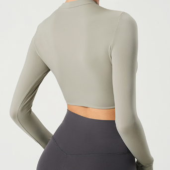 Cropped full sleeve top