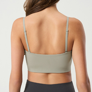 Seamless sports bra