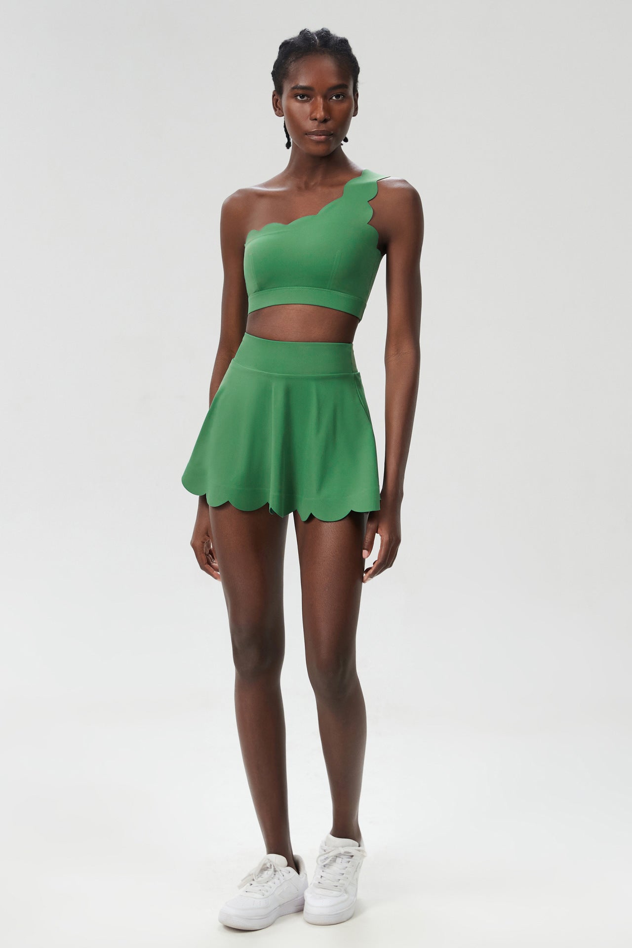 Scallop edge tennis skirt
