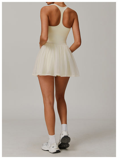 Padded knitted dress with mesh