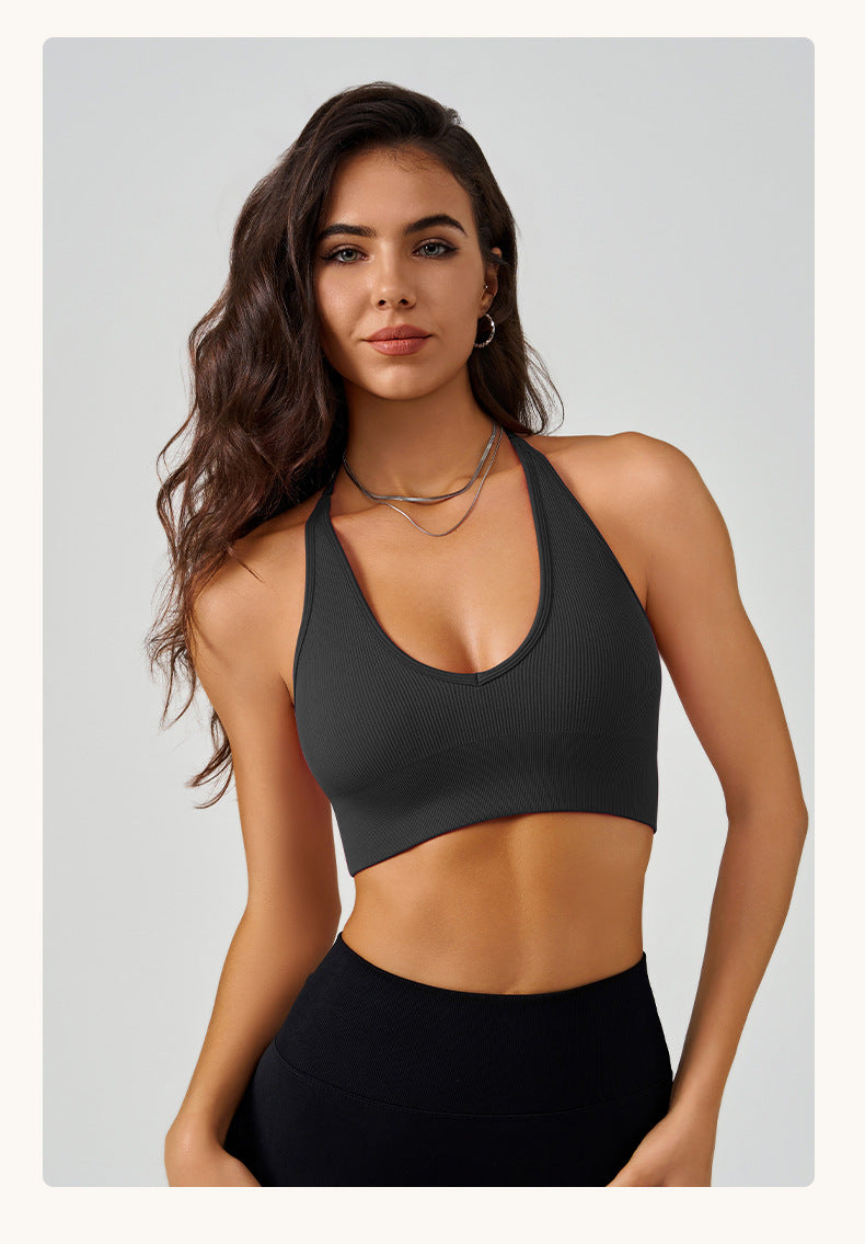 Halter neck medium support bra