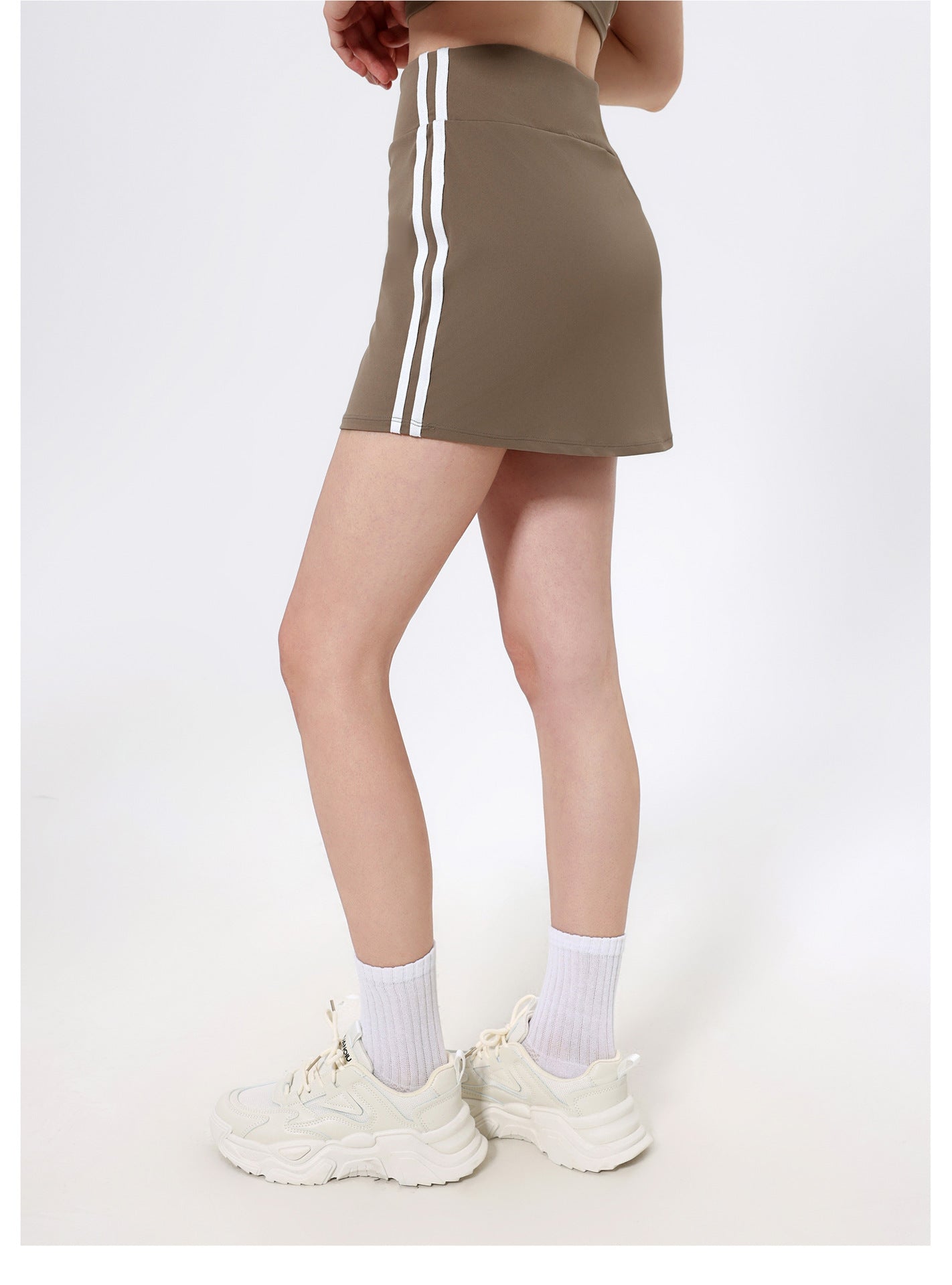 Contrast stripe tennis skirt