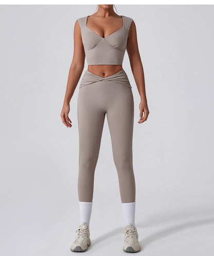Quick dry sweet heart neck top