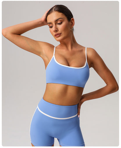 Contrast piping sports bra