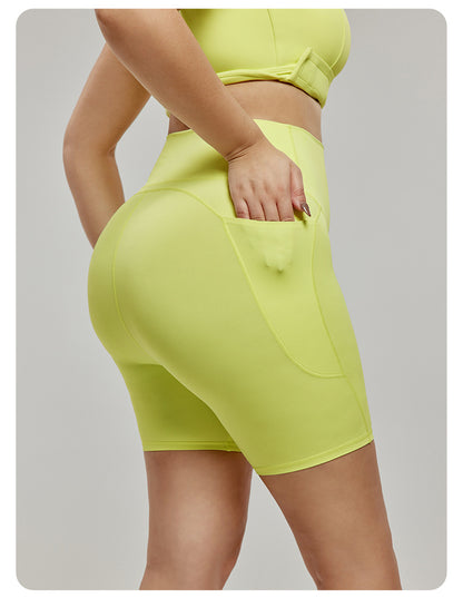 Cycling shorts with pockets