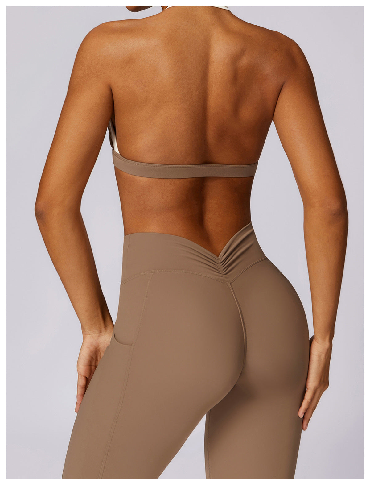 Contrast strap bra