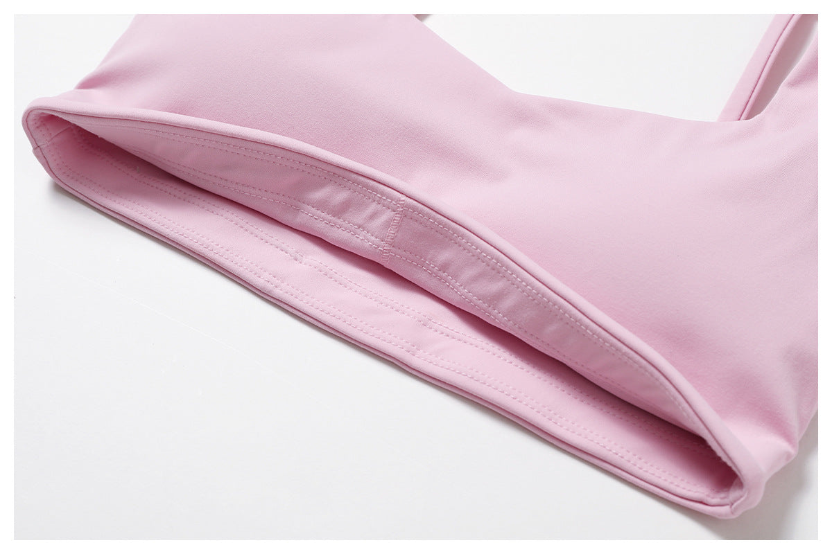 Quick dry seamless sports bra