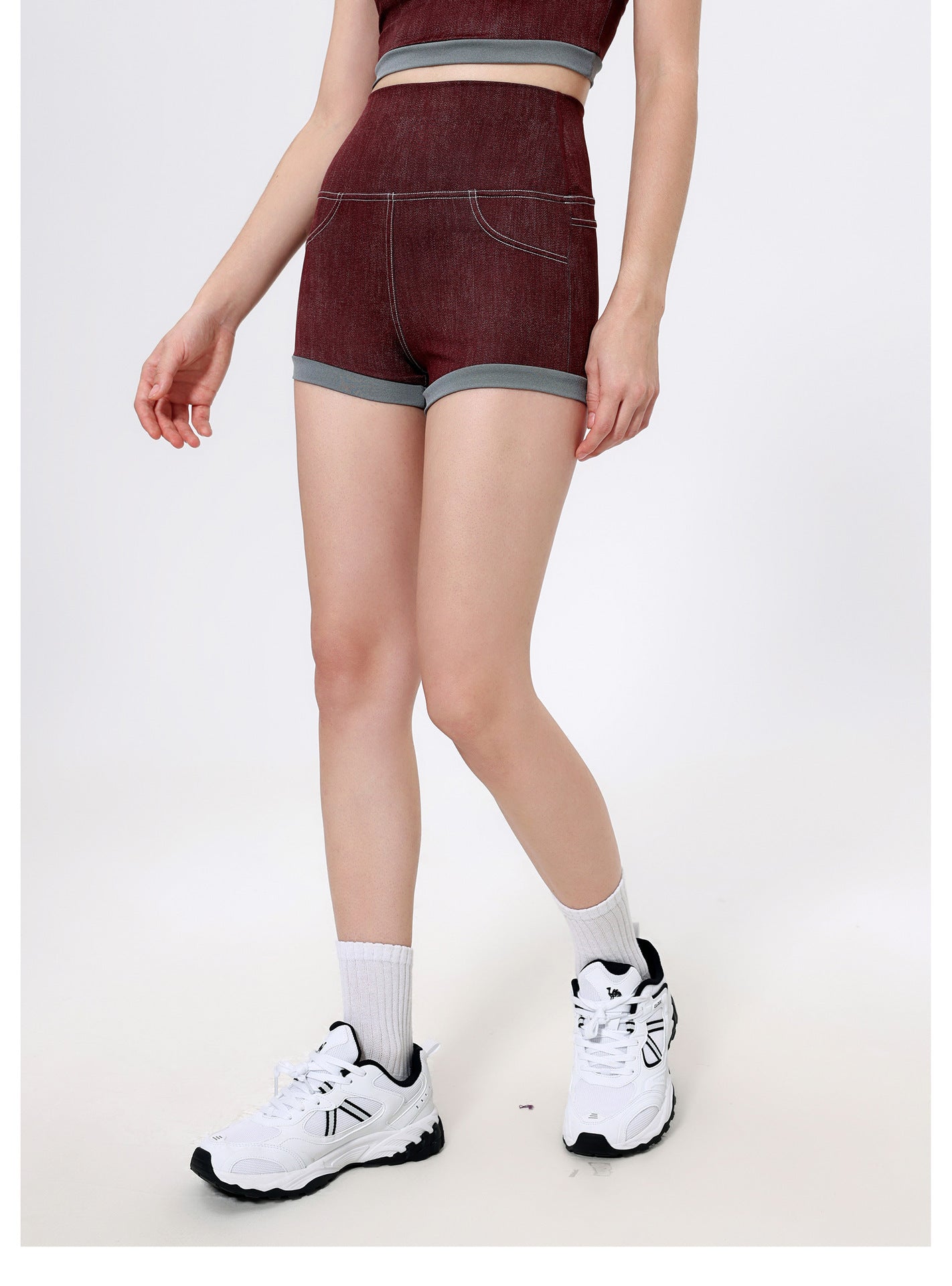 Denim look hot pants