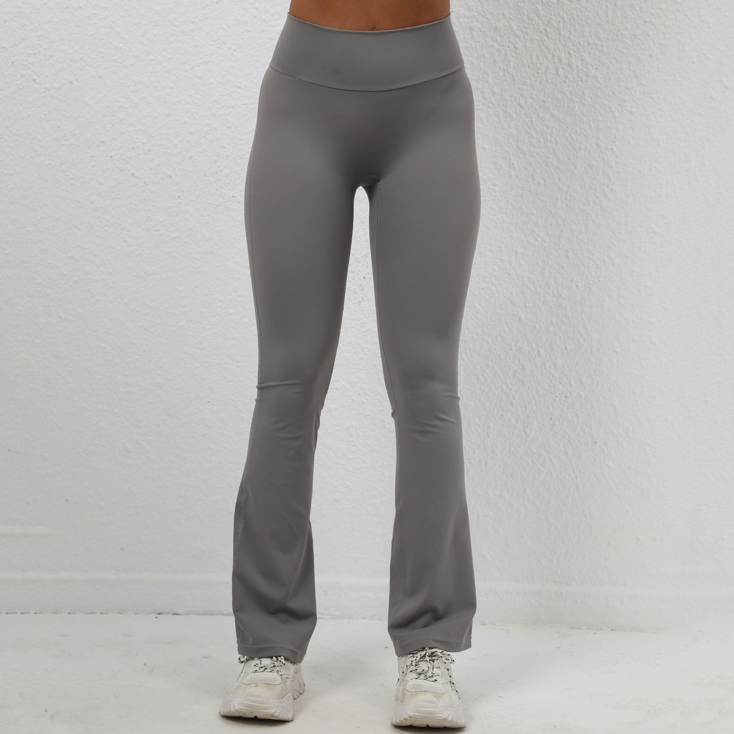 Seamless trousers
