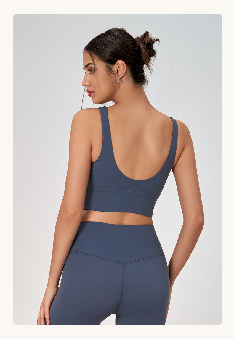 Seamless sports bra