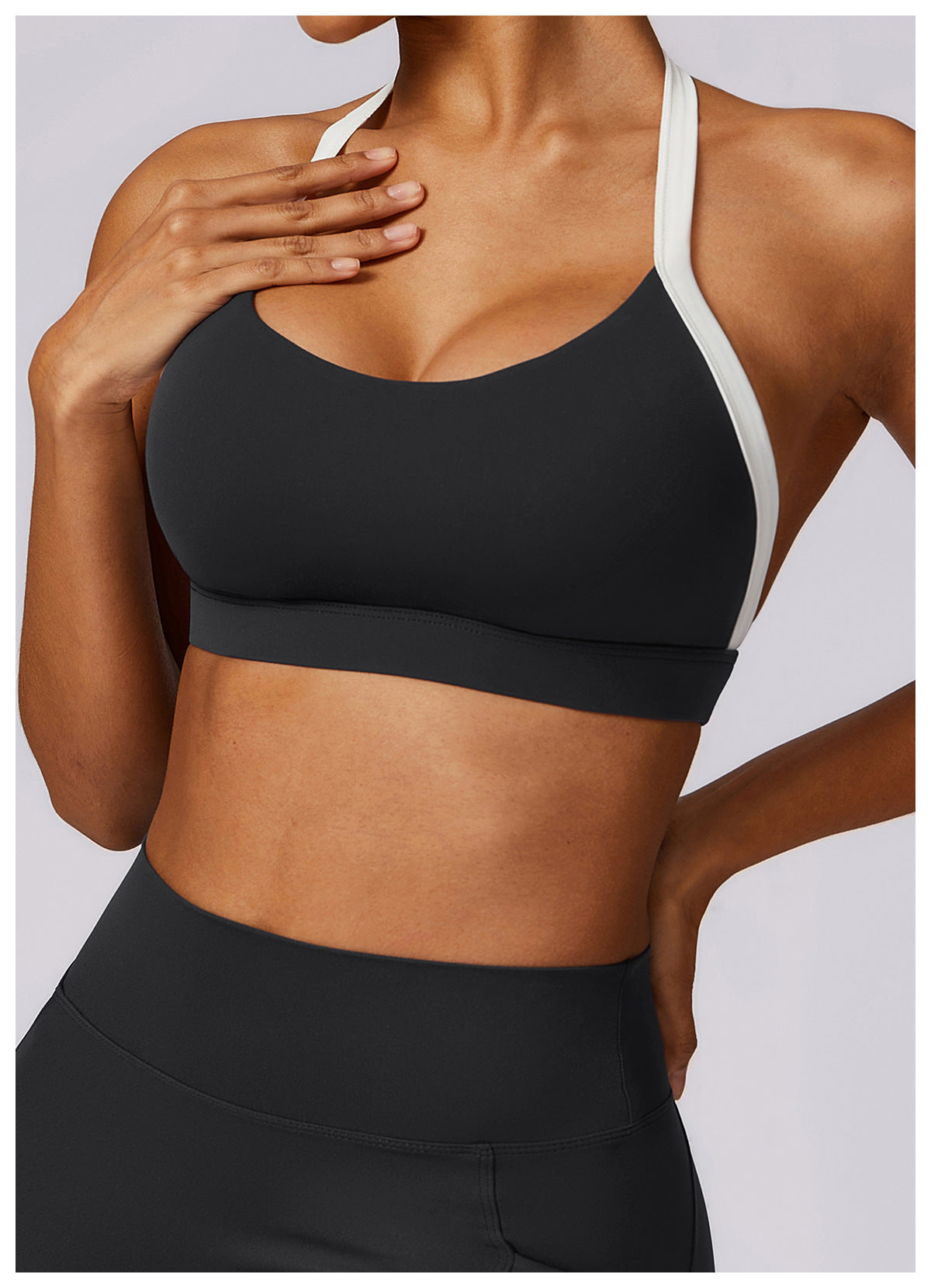 Contrast strap bra