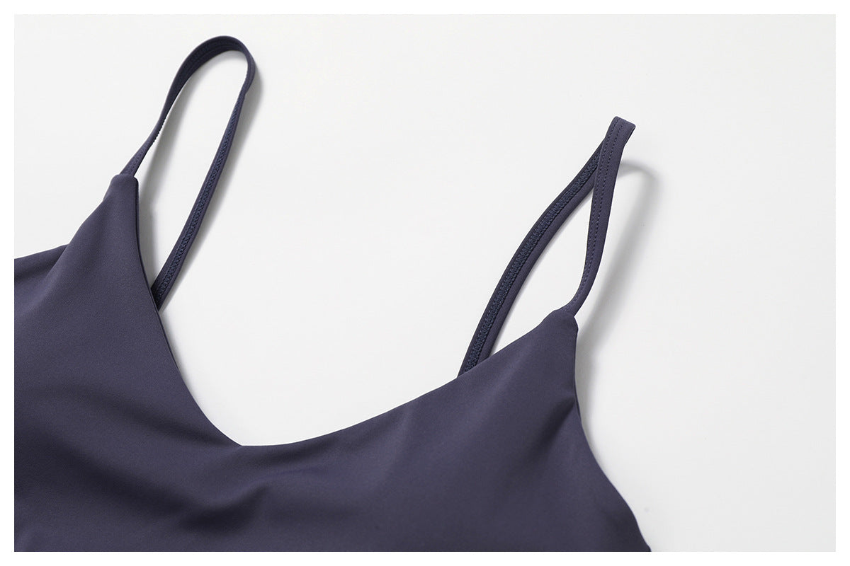 Seamless sports bra