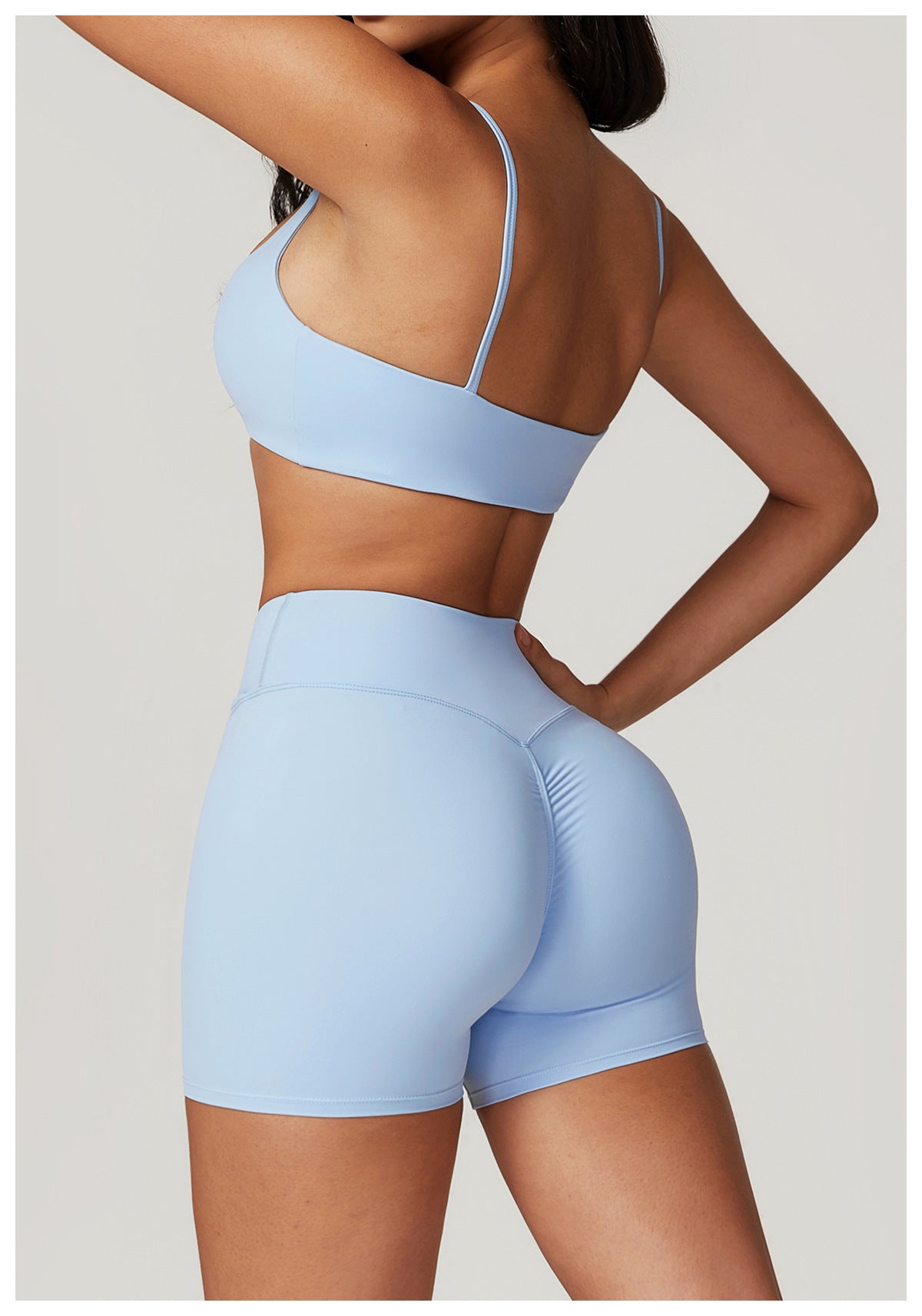 Seamless sports bra