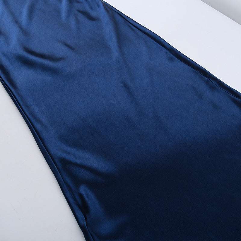 Backless halterneck satin dress