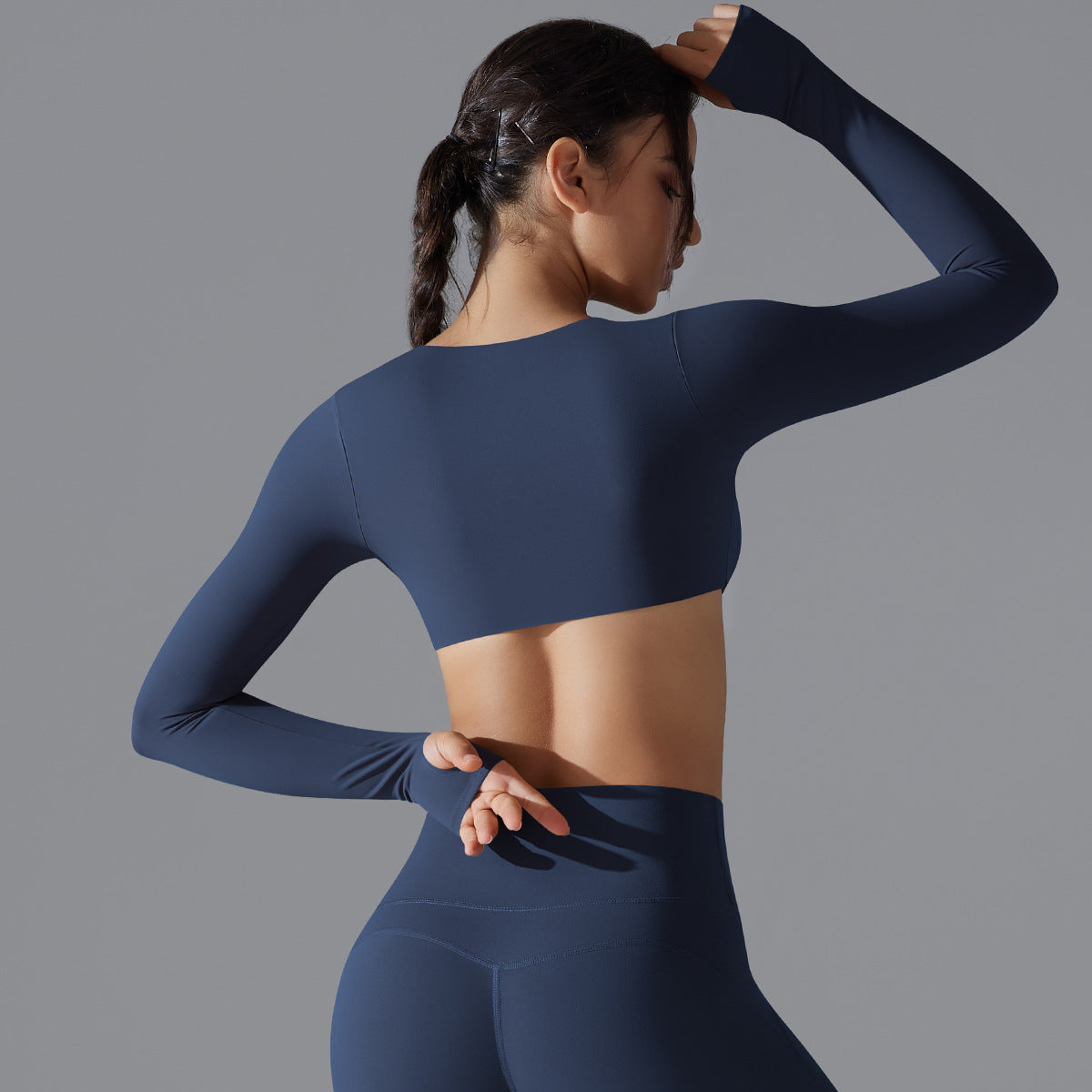 Twisted front full sleeve top