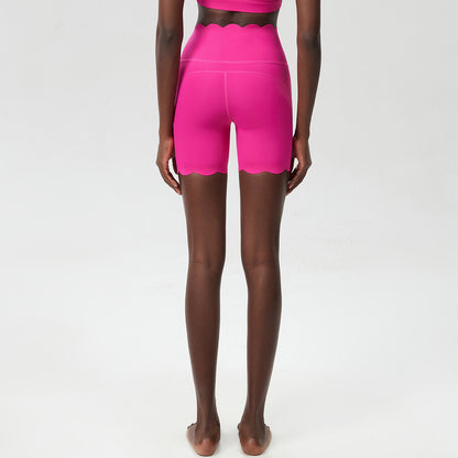 Scallop edge fitness shorts