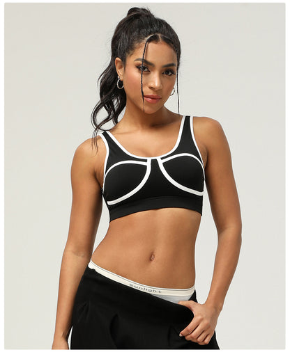Contrast trim sports bra