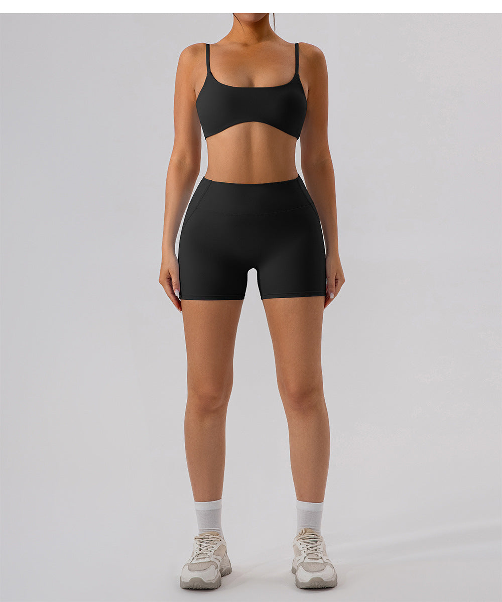 Seamless sports bra