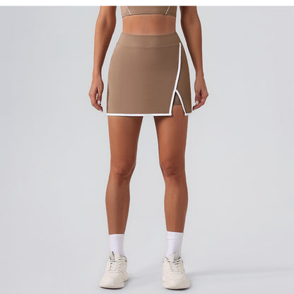 Contrast piping tennis skort