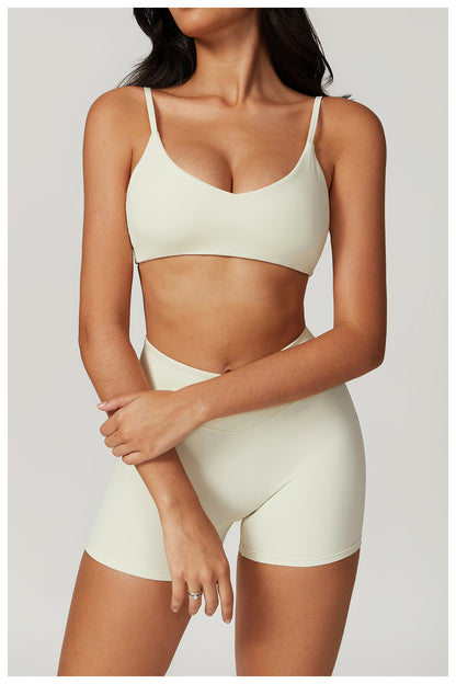 Seamless sports bra