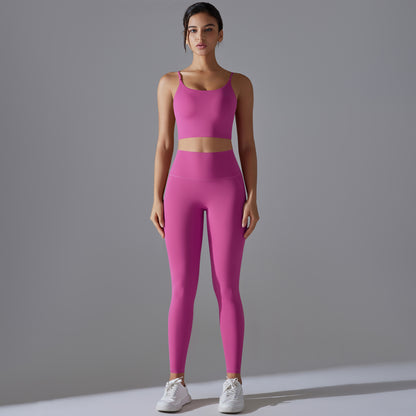 Quick dry two piece fitness set
