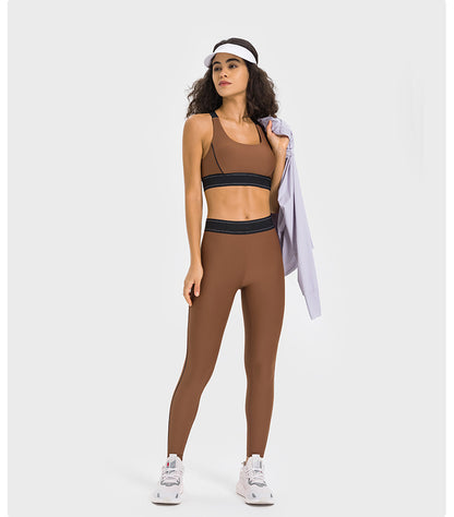 Contrast detail high support bra