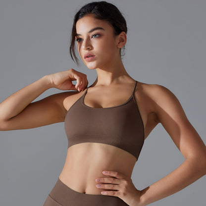 Seamless cross back sports bra
