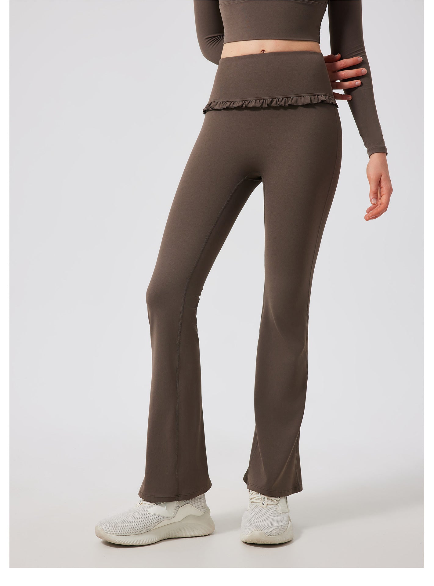 Ruffled Skinny Trousers