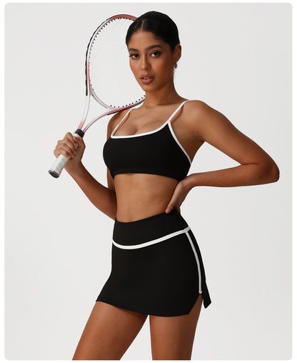 Contrast piping skort