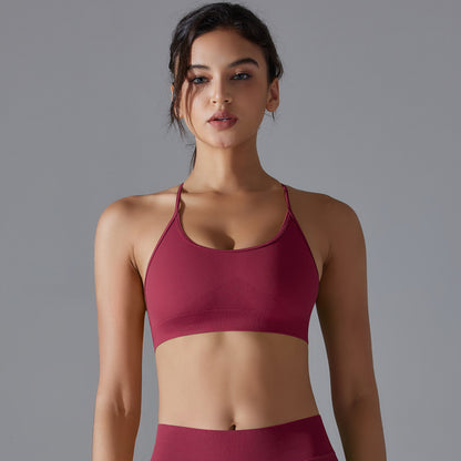 Seamless cross back sports bra