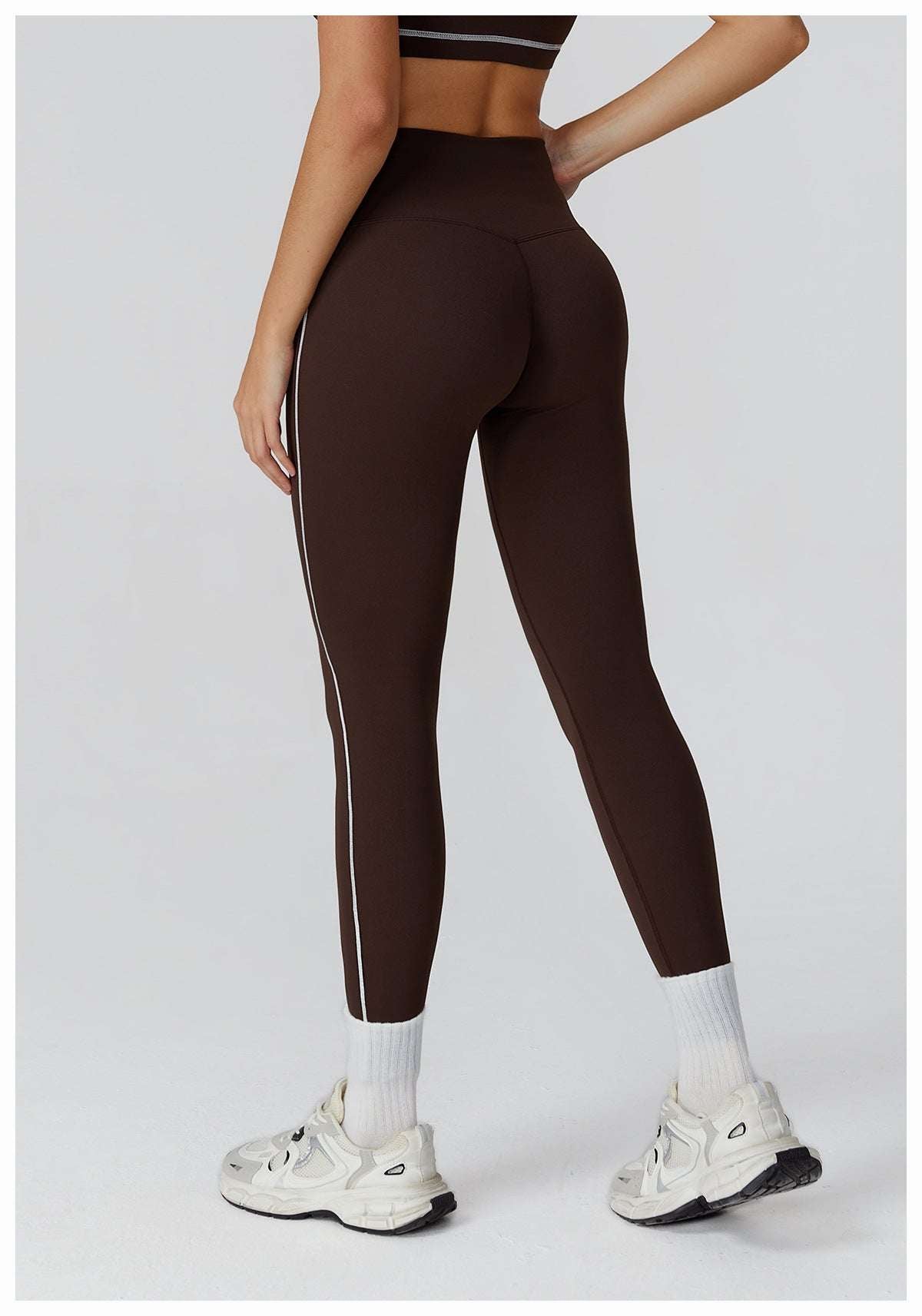 Contrast piping leggings