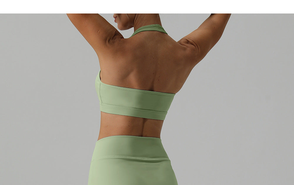 Halter neck sports bra