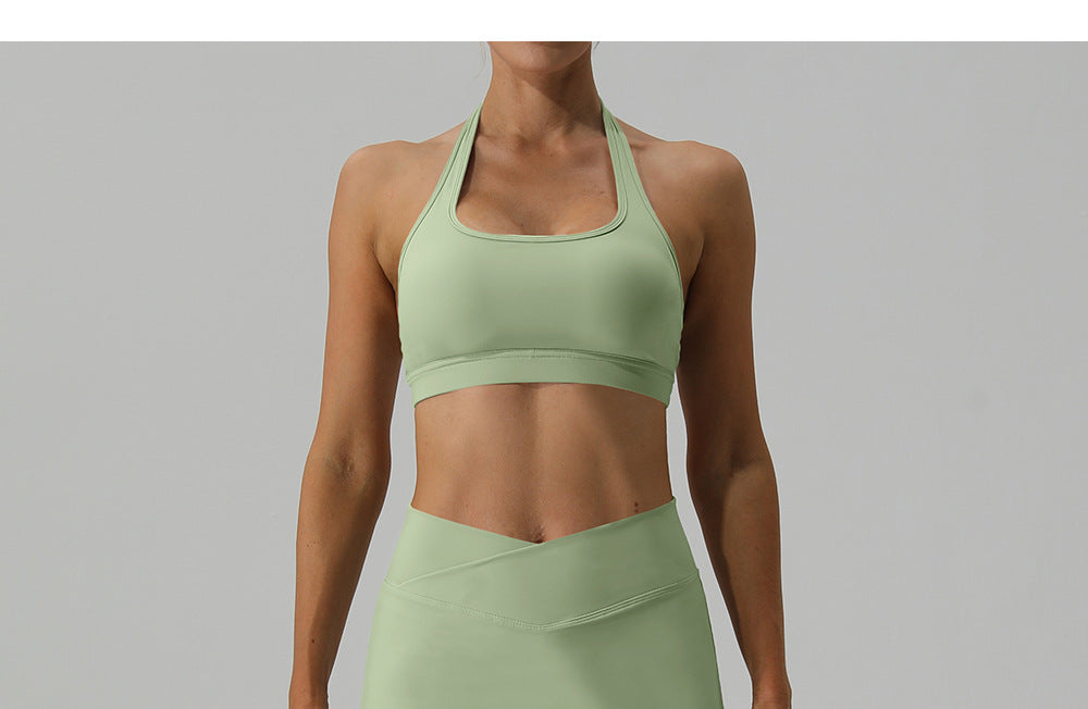 Halter neck sports bra