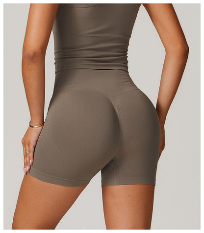 Seamless fitness hot pants