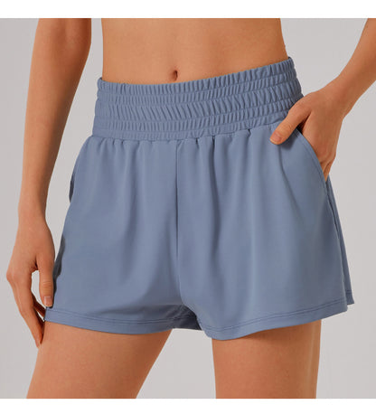 Quick dry running shorts with pockets