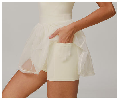 Padded knitted dress with mesh