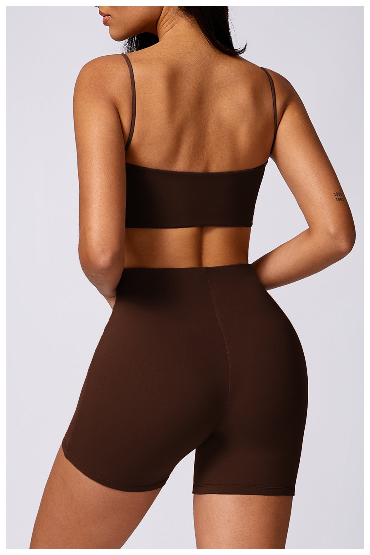 Seamless medium support bra